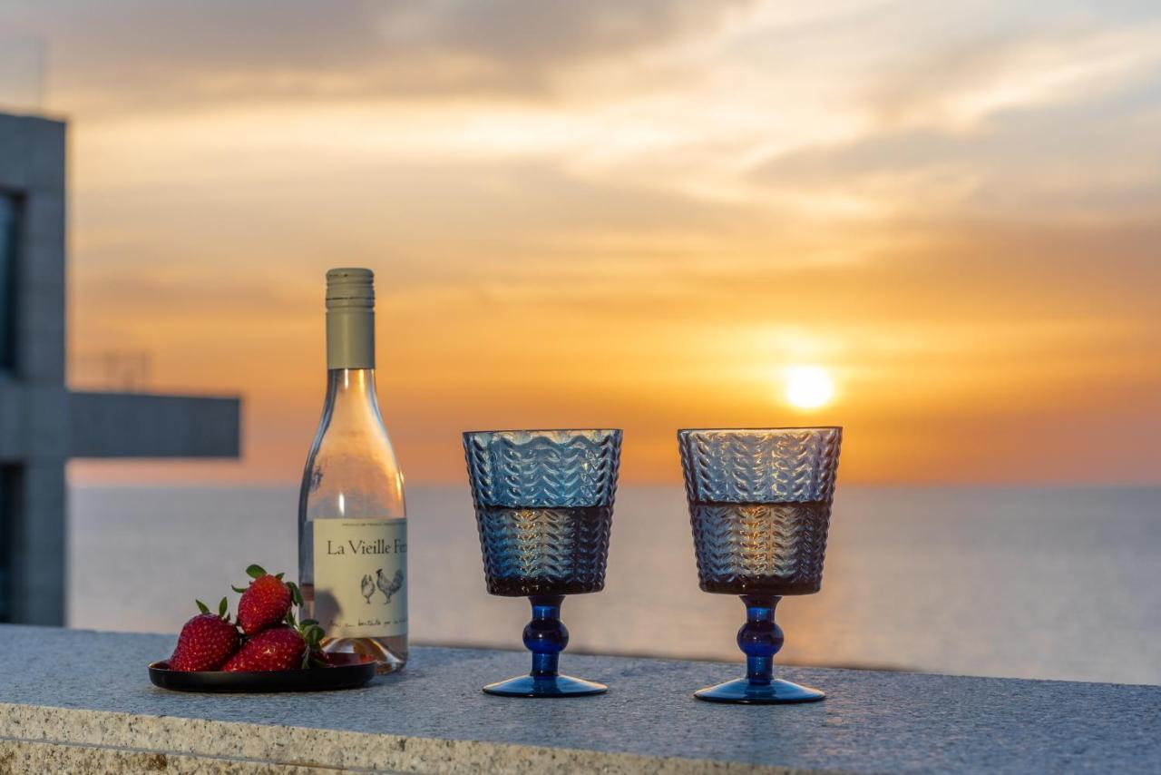 Savoy Sea Side Hotel (Adults Only) Tel Aviv Exterior photo