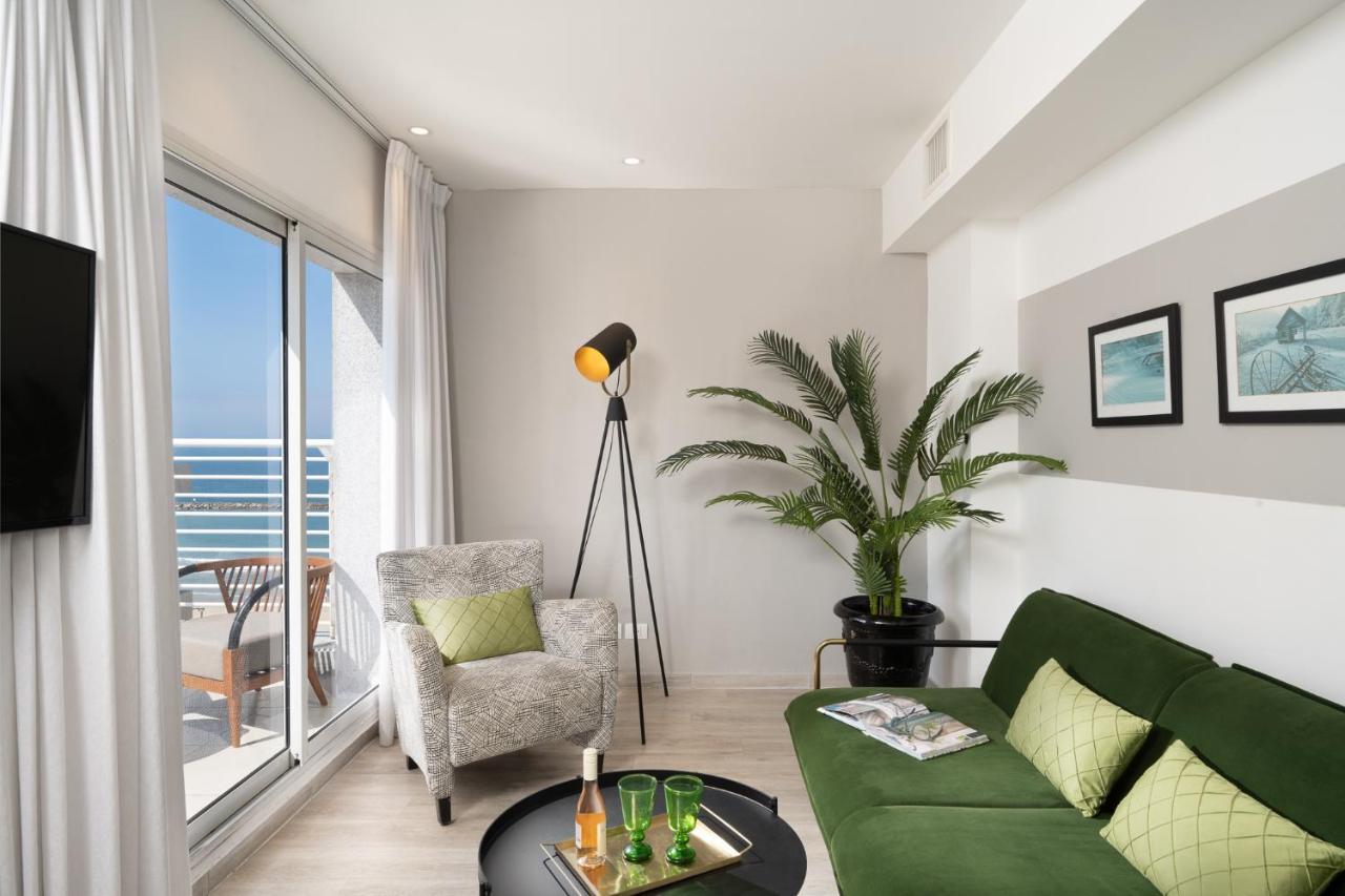 Savoy Sea Side Hotel (Adults Only) Tel Aviv Exterior photo