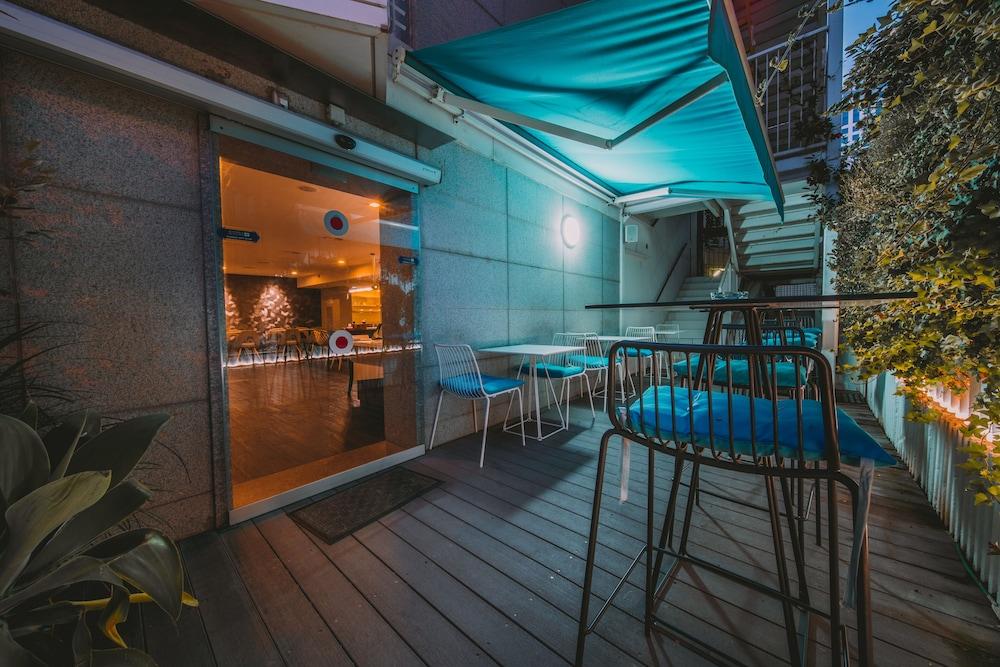 Savoy Sea Side Hotel (Adults Only) Tel Aviv Exterior photo