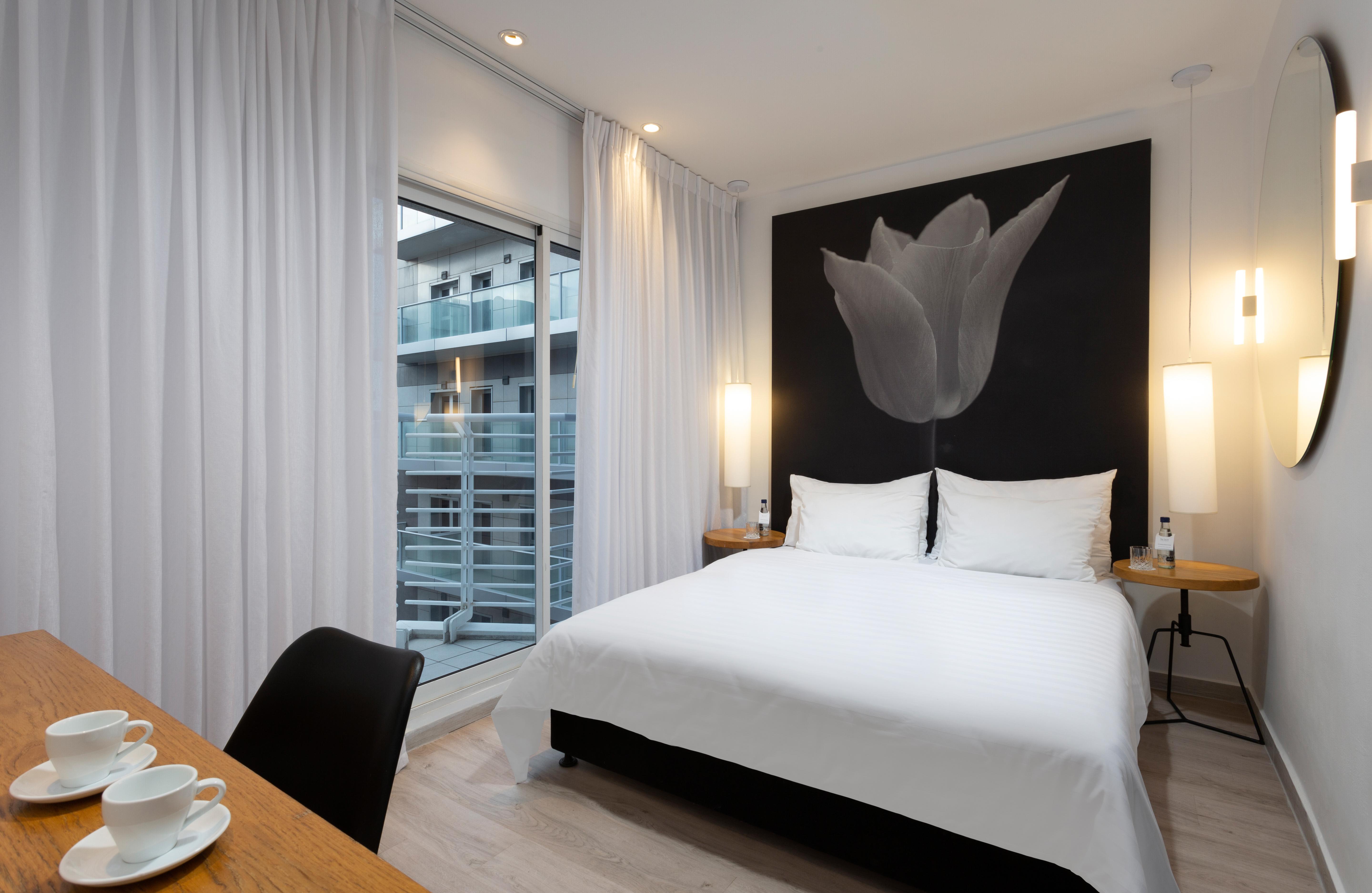 Savoy Sea Side Hotel (Adults Only) Tel Aviv Exterior photo