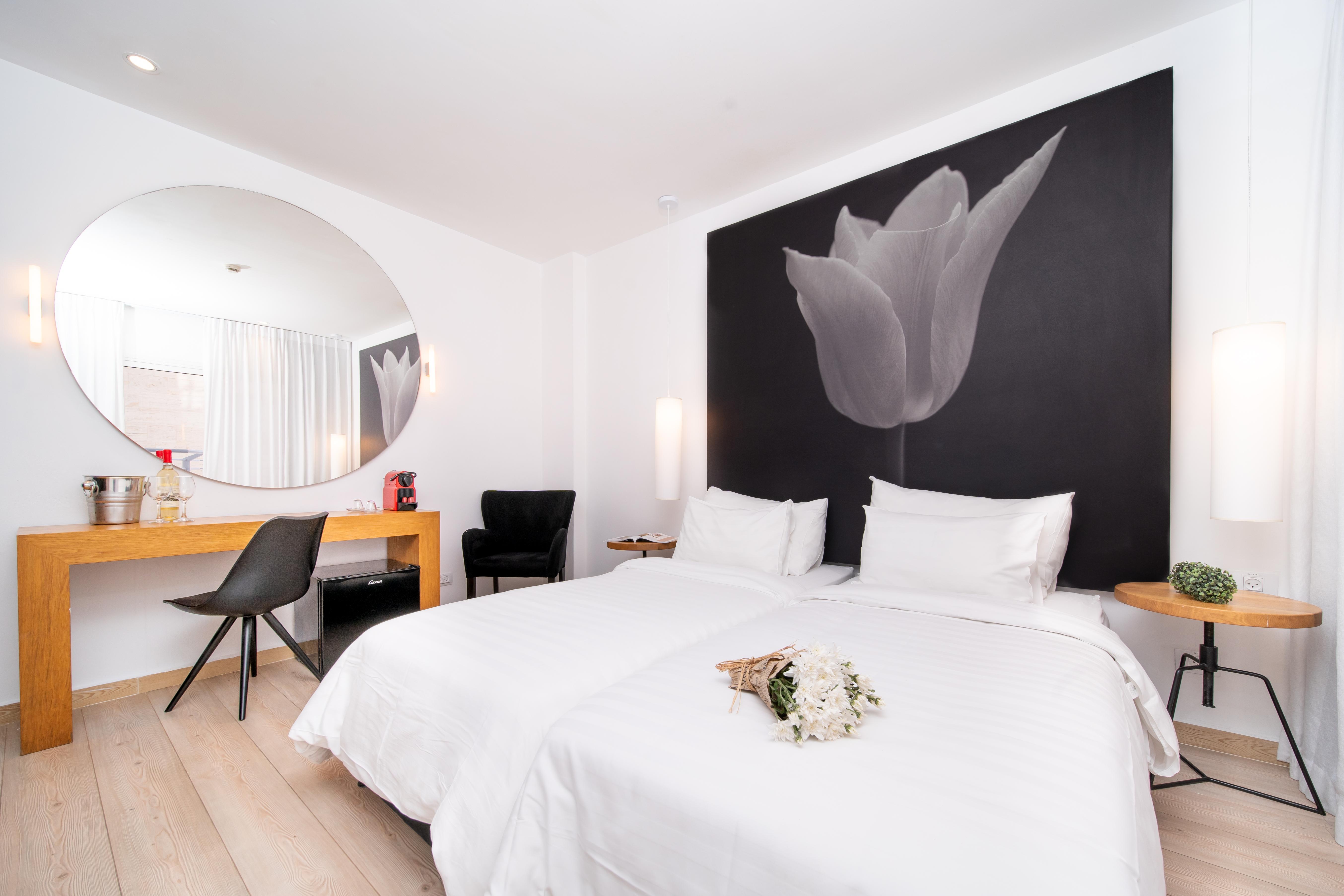 Savoy Sea Side Hotel (Adults Only) Tel Aviv Exterior photo